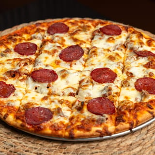 18" (XL) Meat Lovers